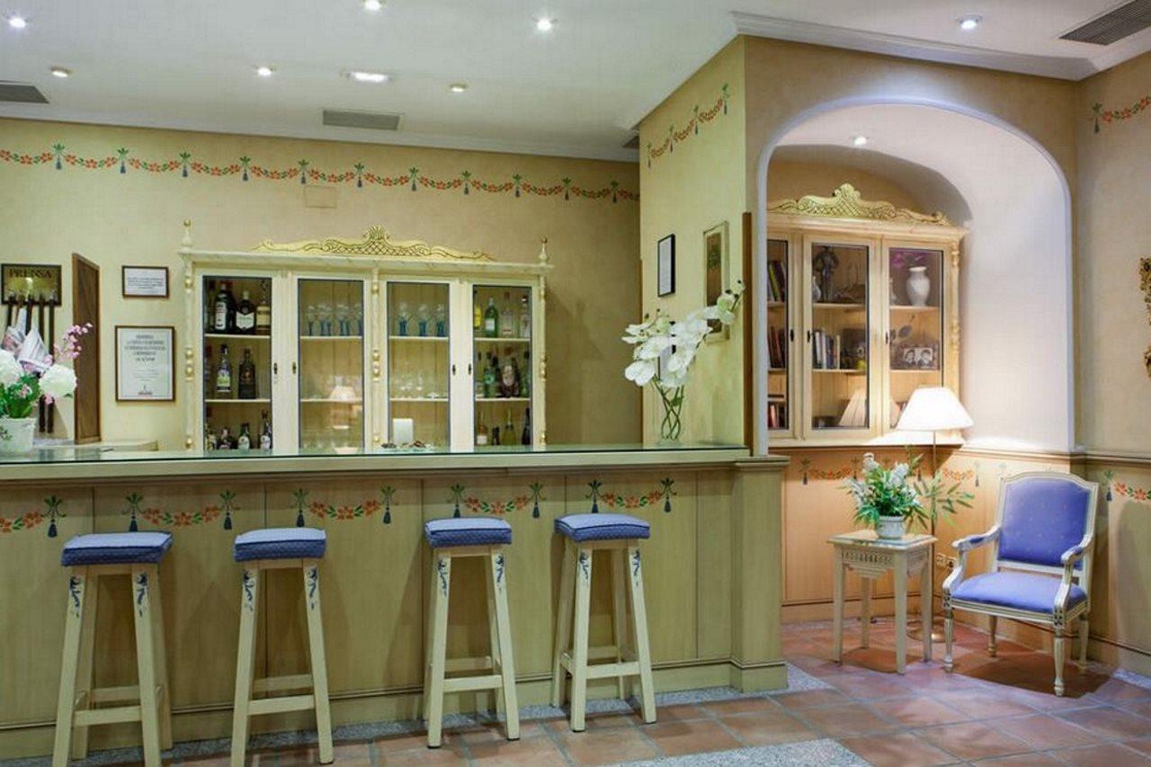 Casona De La Reyna 3*