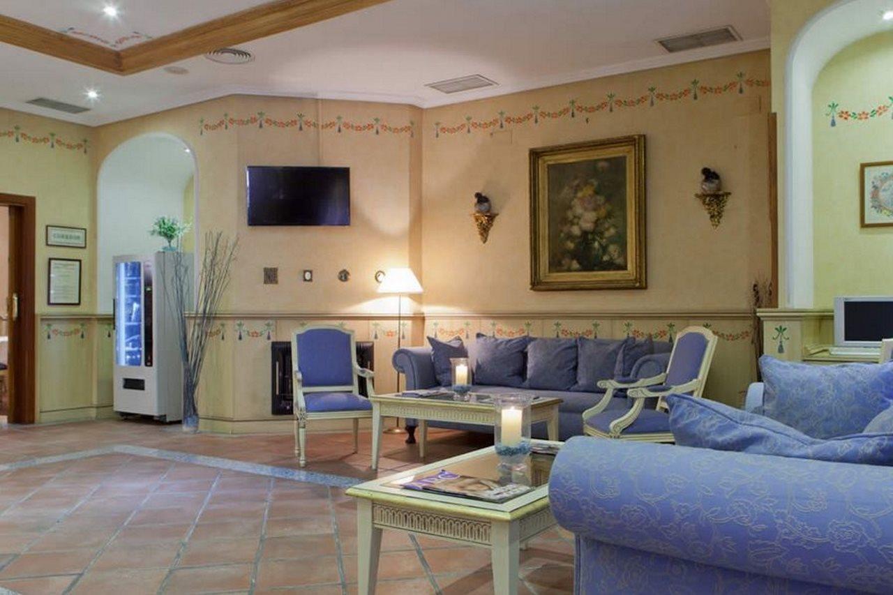 Casona De La Reyna Hotel 3*
